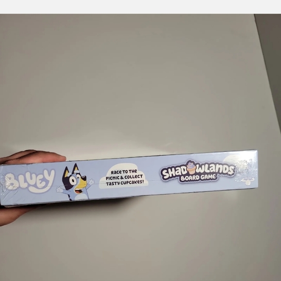 New Bluey - Shadowlands Board Game - Family Game Night Unpredictable Fun see pic - Picture 4 of 6